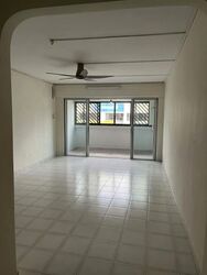 Blk 323 Jurong East Street 31 (Jurong East), HDB Executive #572145041